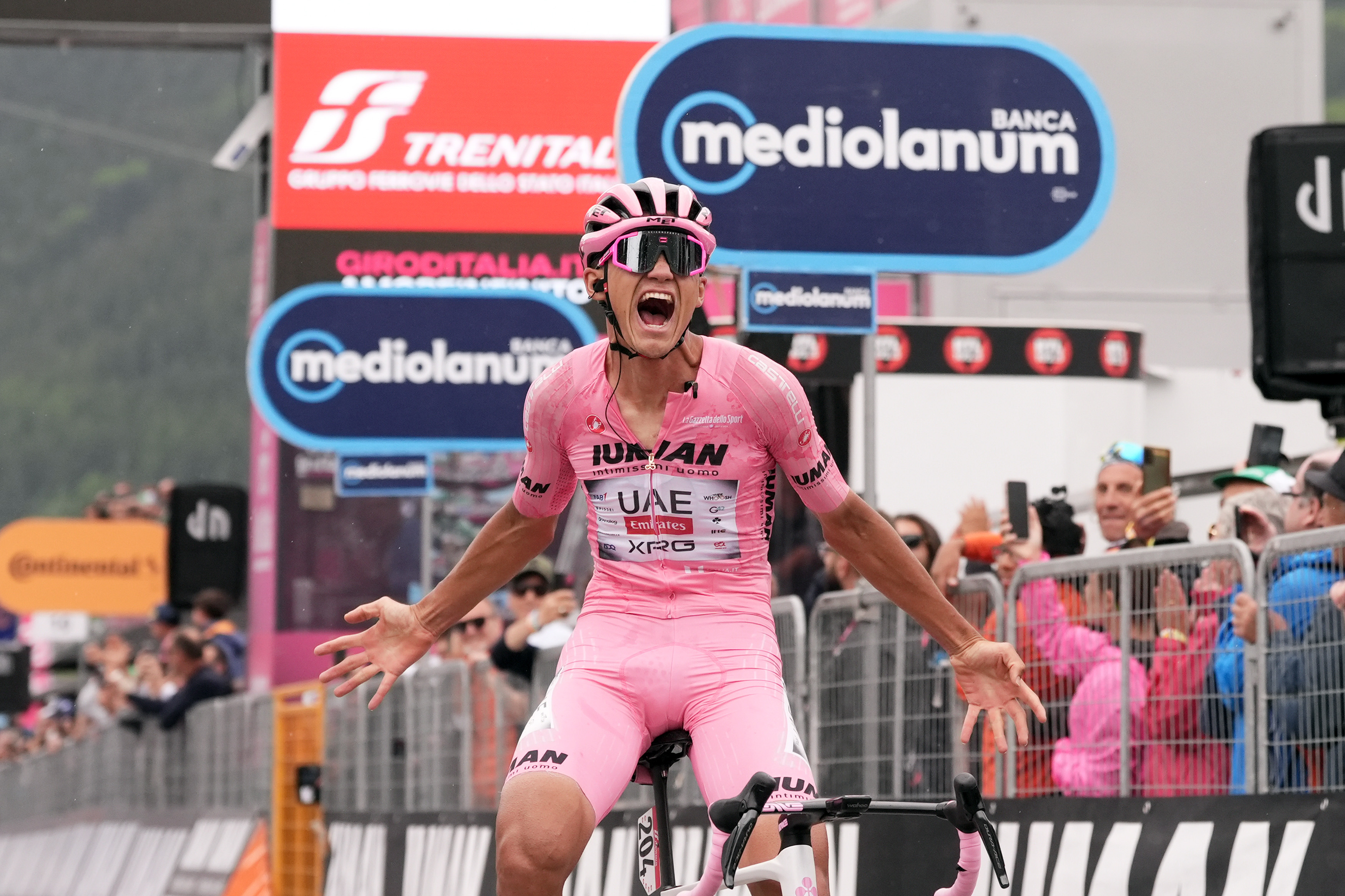 🚨🏆🚴🏻‍♂️🇮🇹Giro d’Italia : trionfo in rosa per Del Toro !🇲🇽