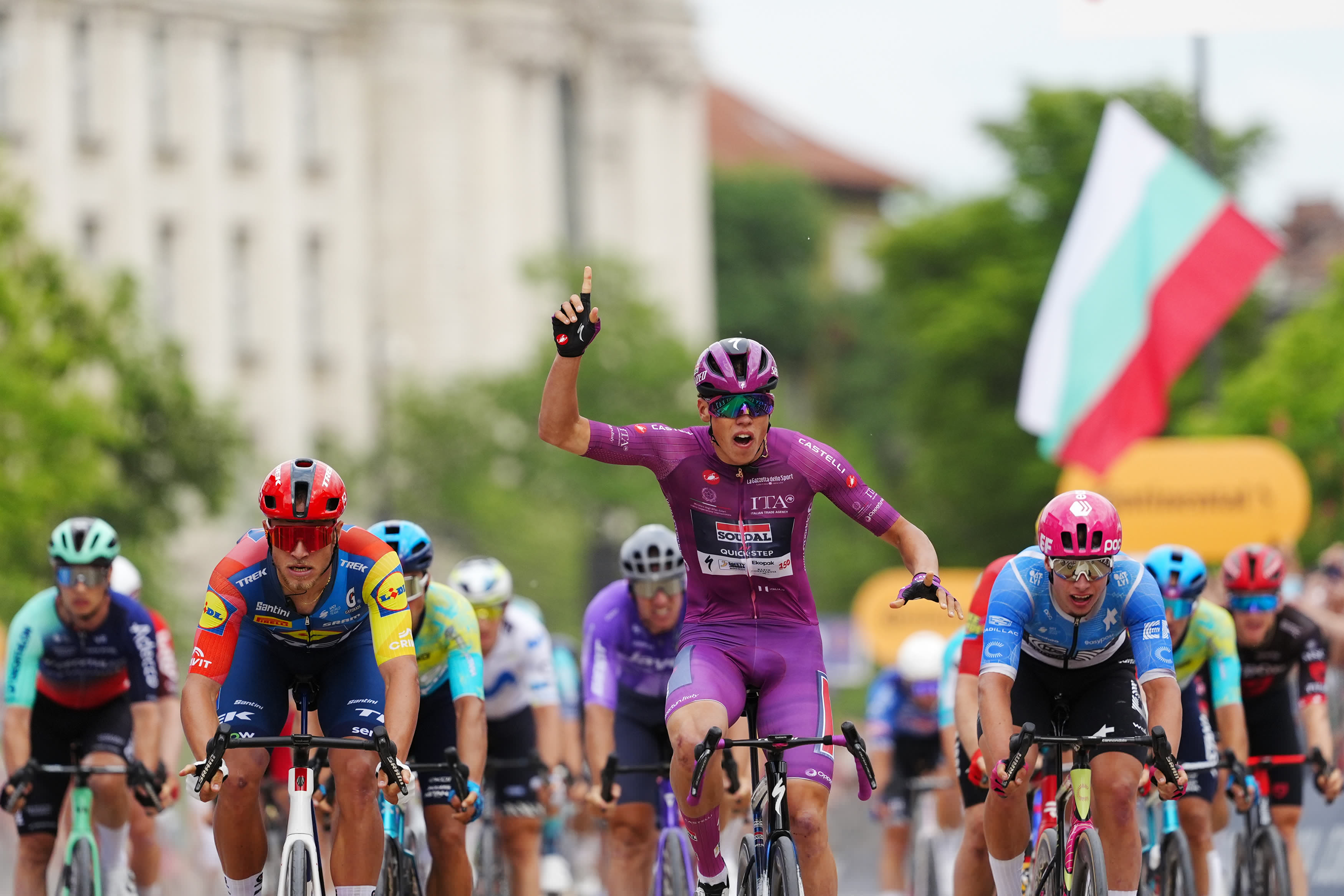 GIRO D'ITALIA 2026 - 3^ TAPPA: BIS DI MAGNIER!